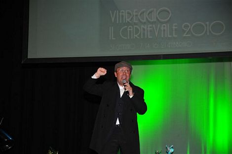 Ingrandisci la foto
